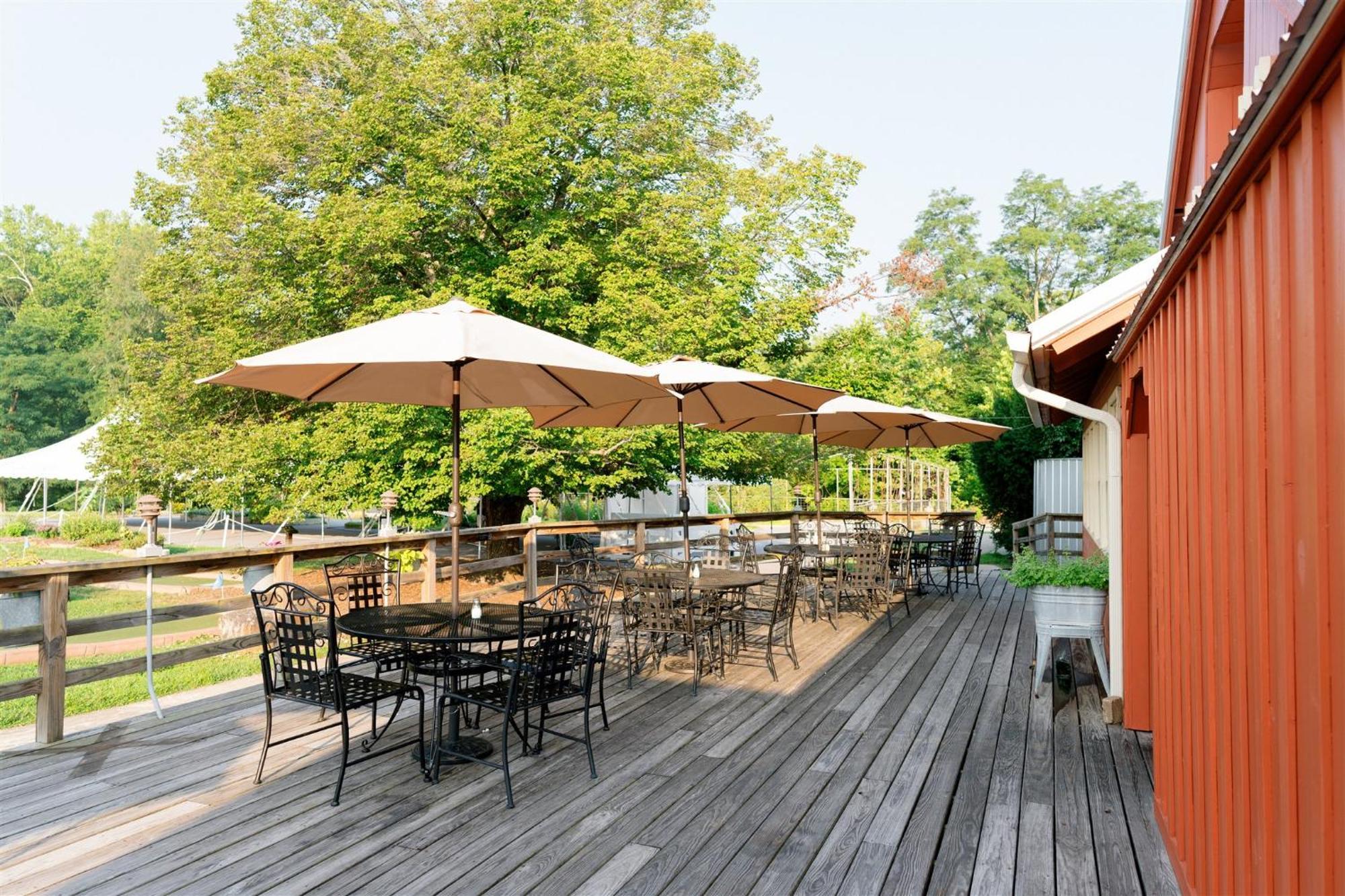 Brown County Inn แนชวิลล์ ภายนอก รูปภาพ