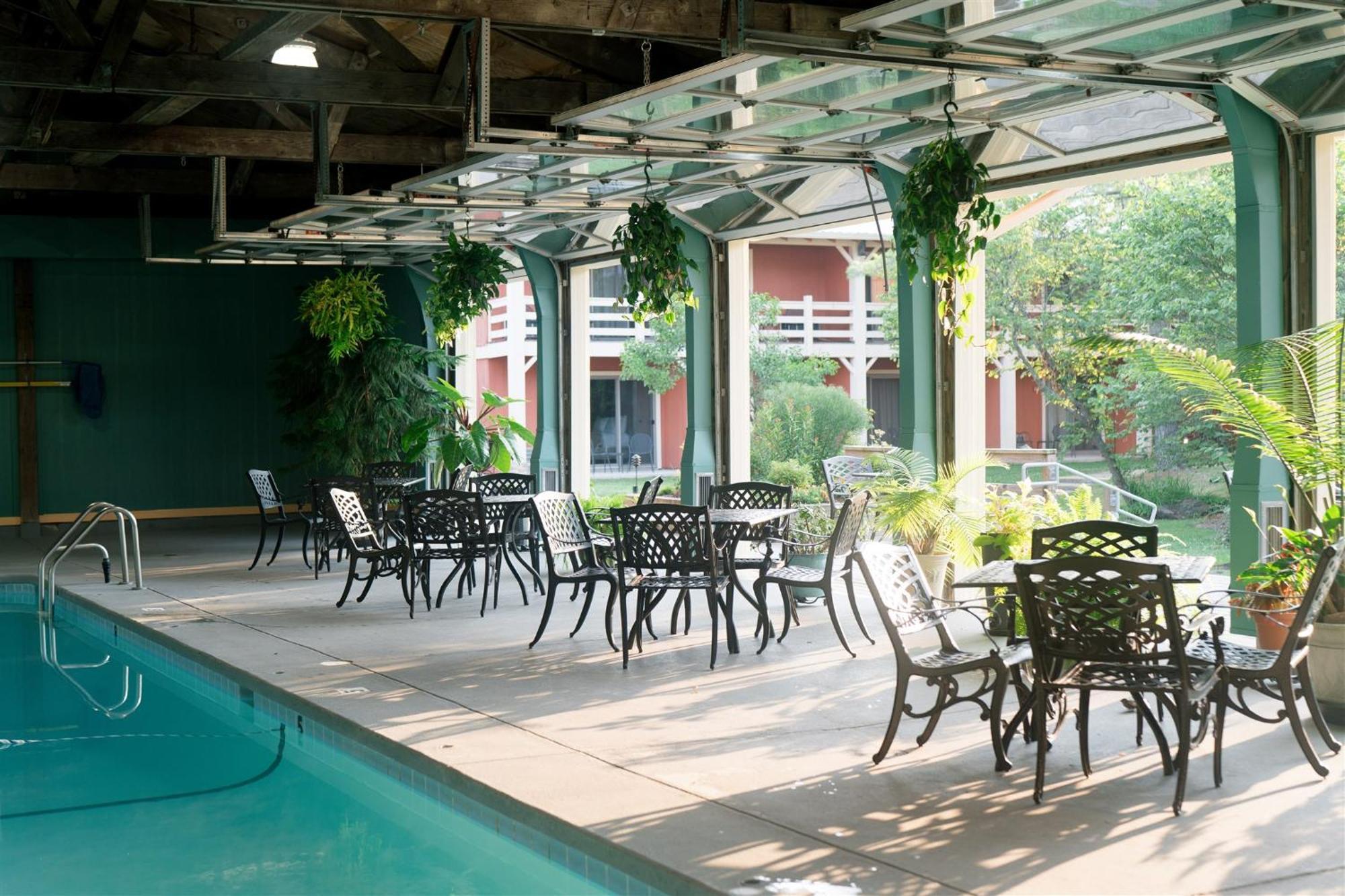 Brown County Inn แนชวิลล์ ภายนอก รูปภาพ