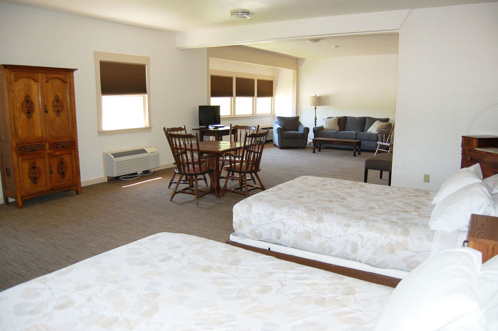 Brown County Inn แนชวิลล์ ภายนอก รูปภาพ